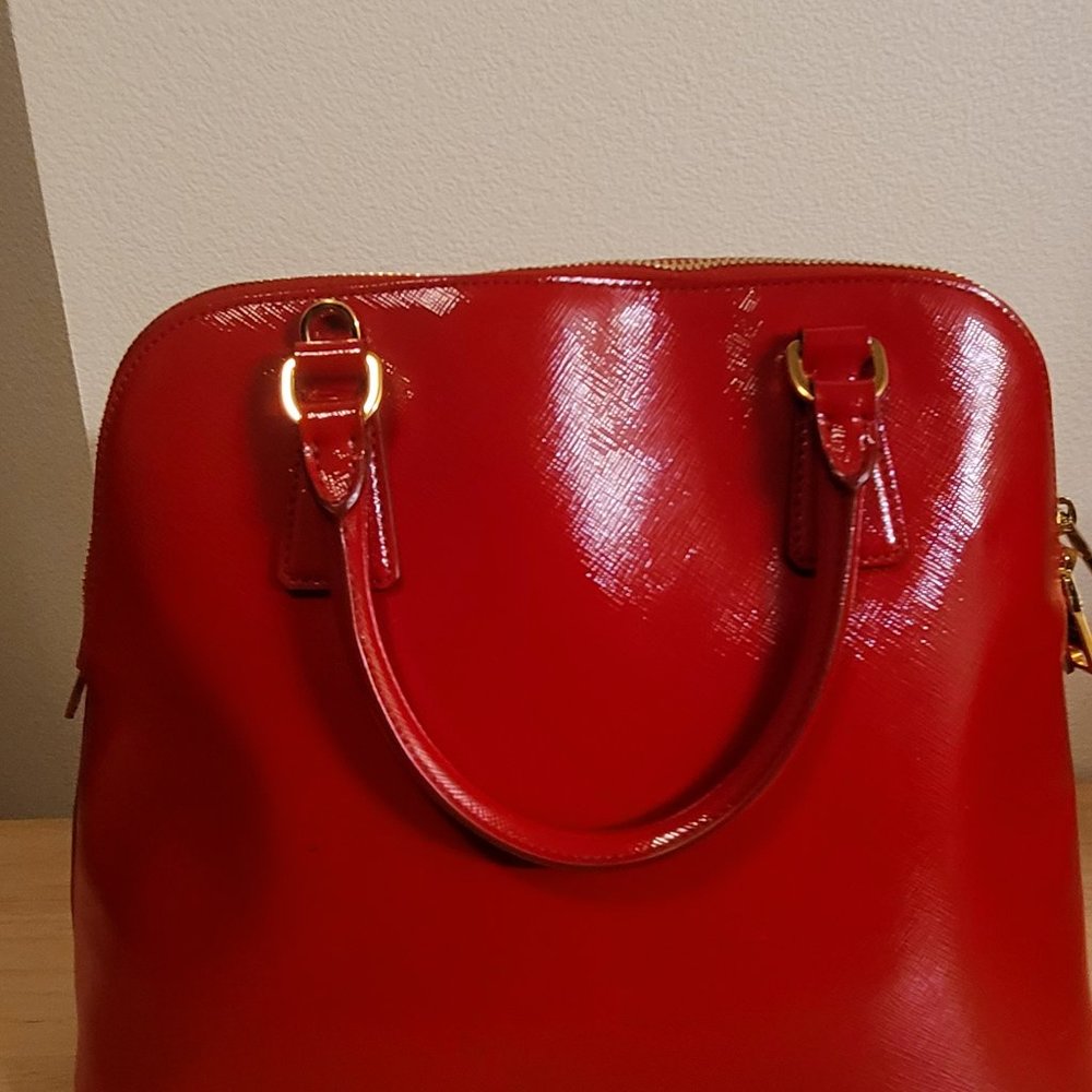 prada - Picture 5 of 6